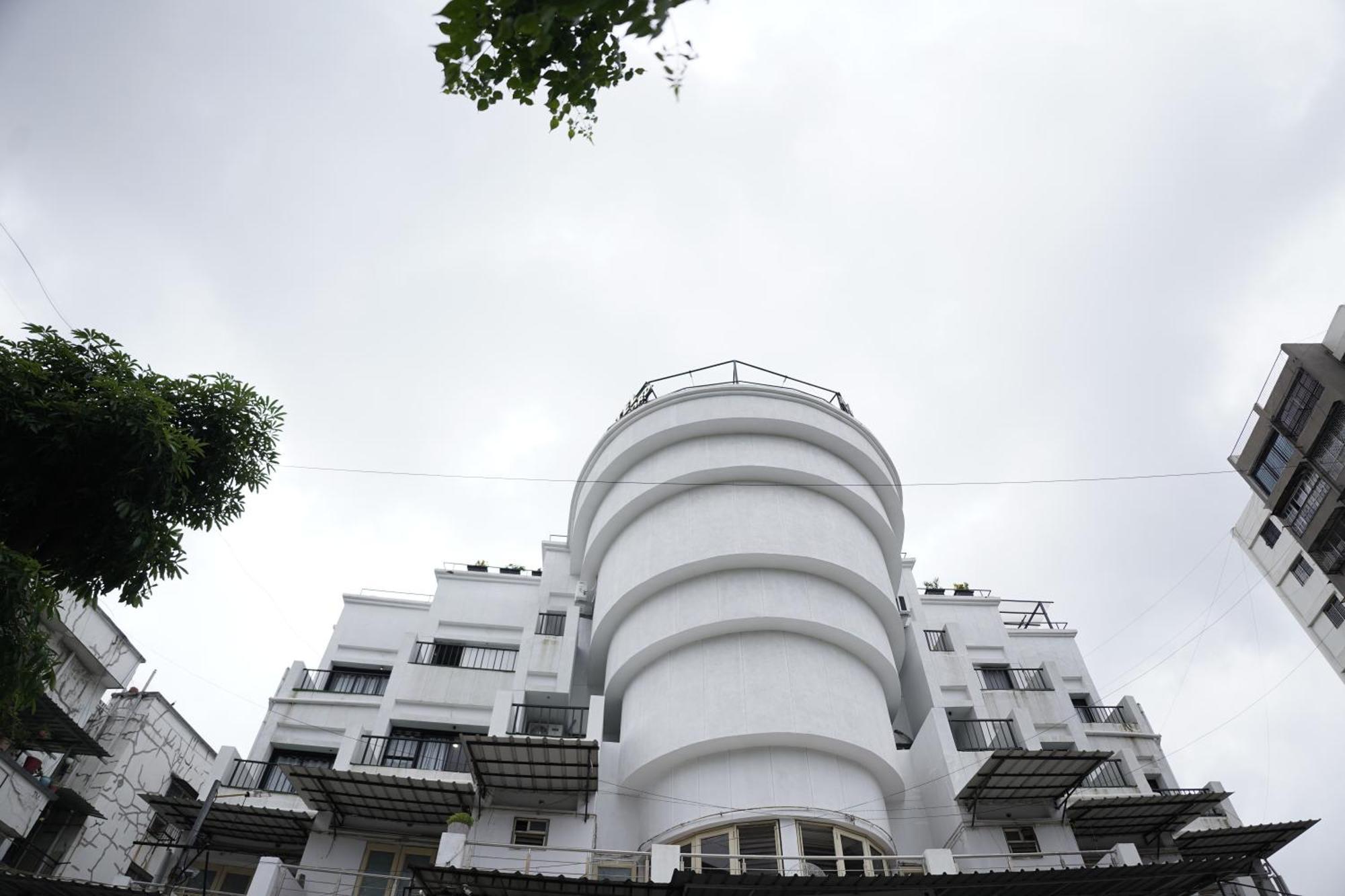 Hotel Royal Accord 苏拉特 外观 照片